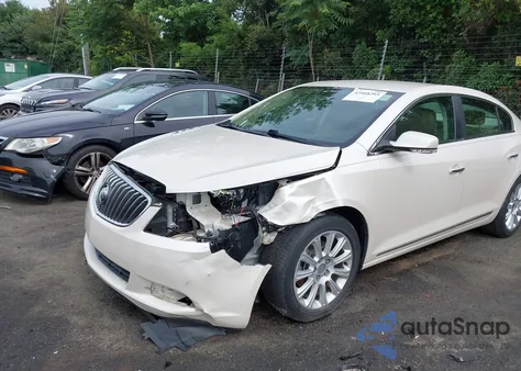 2013 Buick Lacrosse Leather Group из США, поврежденный, VIN 1G4GC5E3XDF229810